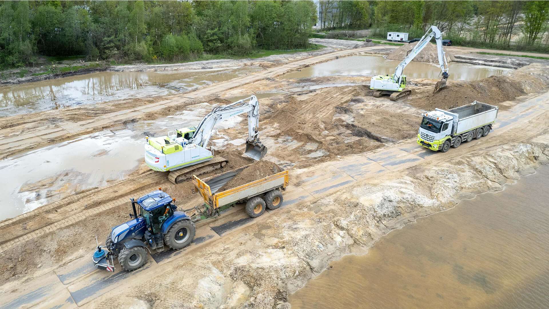 Vissers-Ploegmakers-Herinichting-Oeffeltse-Raam_0000_DJI_0951