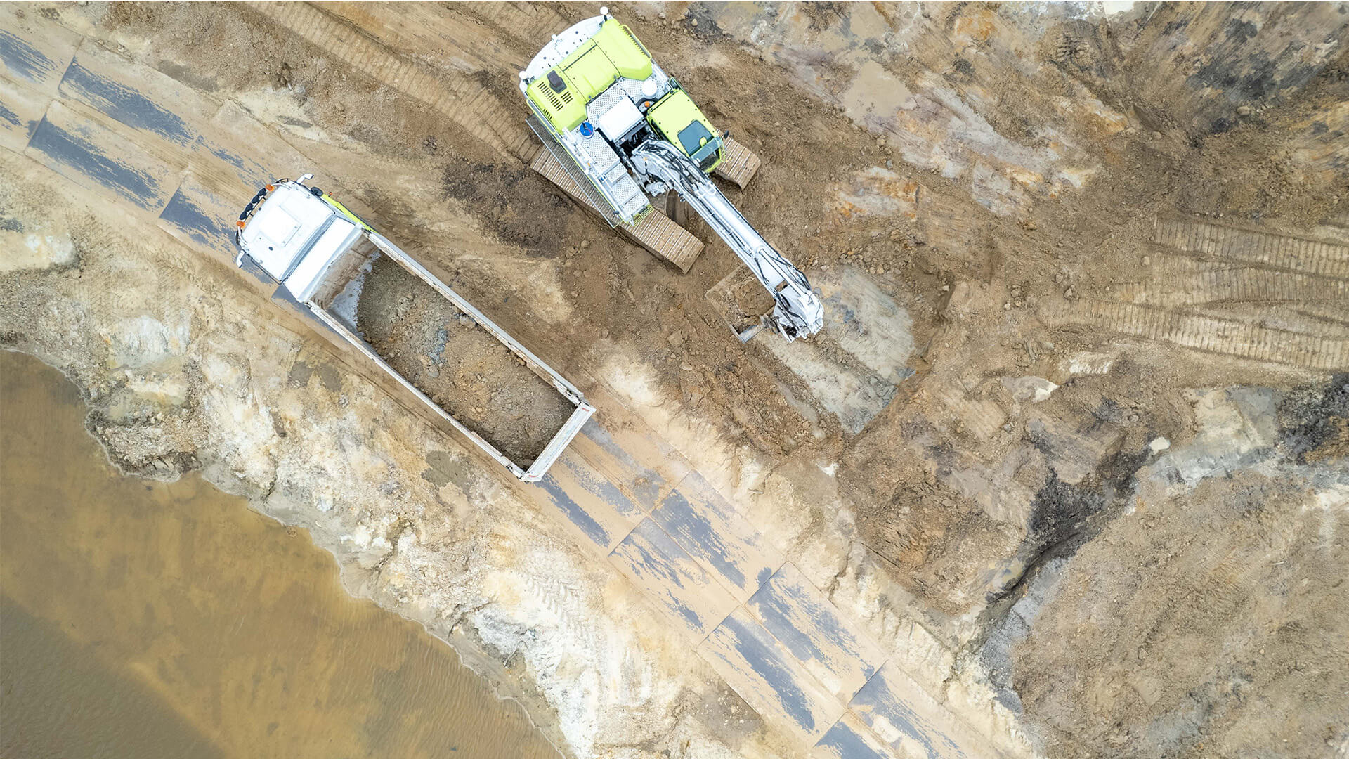 Vissers-Ploegmakers-Herinichting-Oeffeltse-Raam_0002_DJI_0913